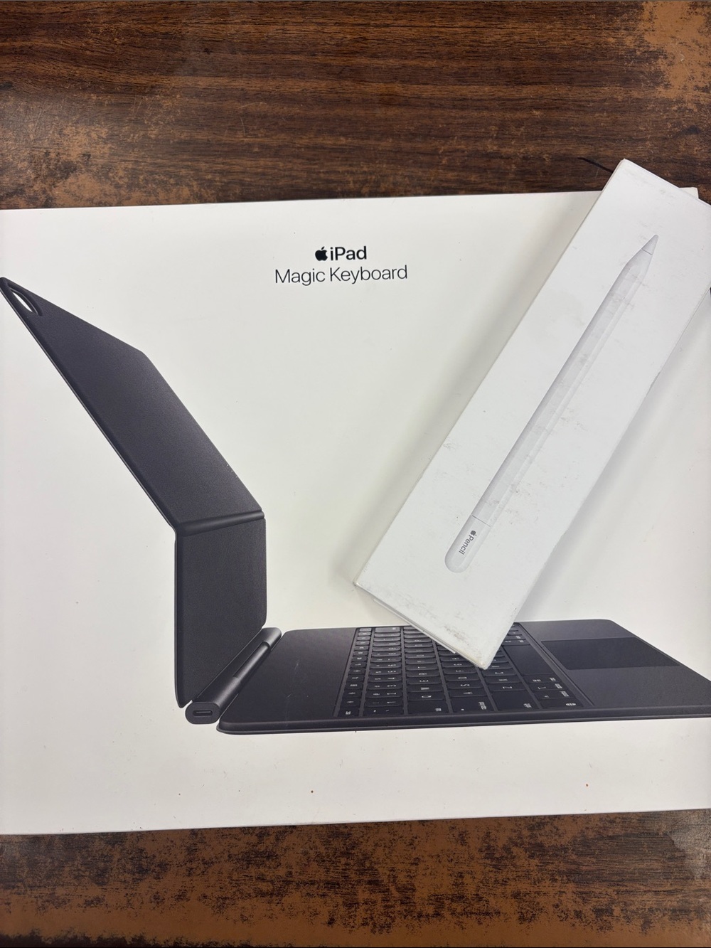 Apple Magic Keyboard for iPad - Black with Apple Pencil